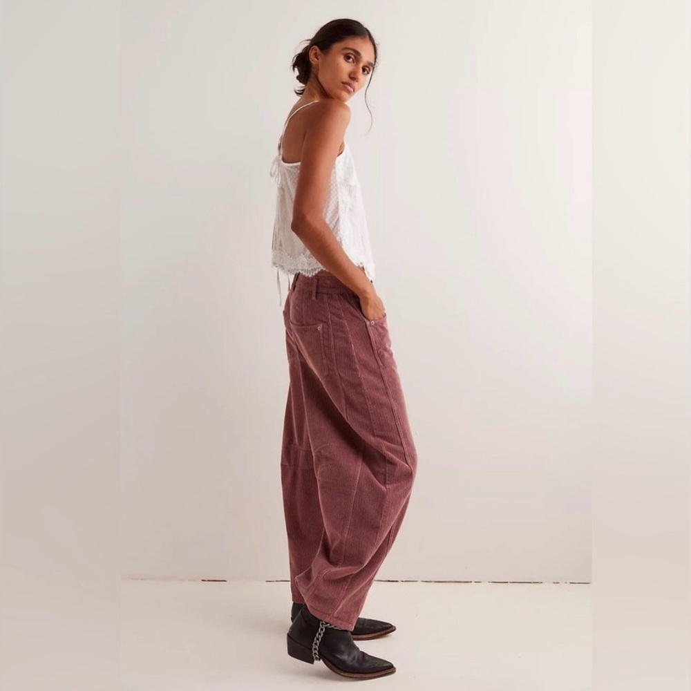 NWT. Free People Good Luck Mid-Rise Cord Barrel Jeans. Withered Rose 25, 26 - Picture 4 of 6